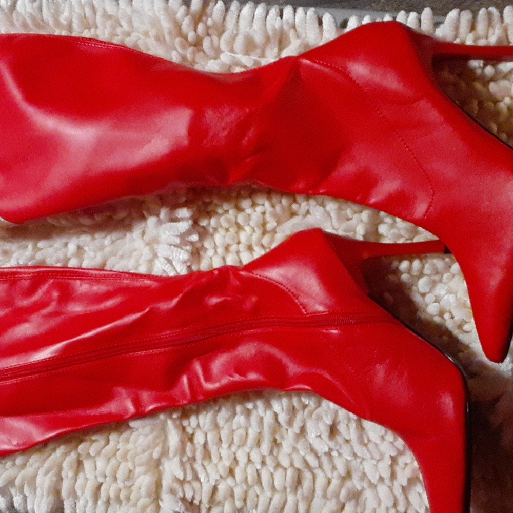 Wonder woman costume boots